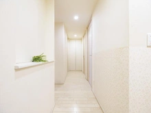 【埼玉県/さいたま市浦和区常盤】浦和常盤ザ・レジデンス　ウエストレジデンス 廊下