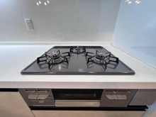 【埼玉県/さいたま市北区日進町】プラウド大宮日進 三口コンロ