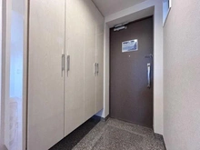 【埼玉県/さいたま市北区日進町】プラウド大宮日進 玄関