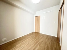 【埼玉県/さいたま市浦和区常盤】ブリリアンコート浦和常盤 洋室：約5.0帖