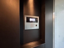 【埼玉県/さいたま市浦和区東岸町】パークホームズ浦和東岸町 オートロック：インターホンは2カ所あり、セキュリティ性が高いです。