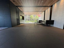 【埼玉県/さいたま市浦和区常盤】プラウド浦和常盤テラス エントランス