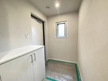 【埼玉県/さいたま市浦和区針ヶ谷】コープ野村浦和 2号棟 玄関