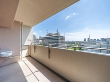 【埼玉県/さいたま市浦和区仲町】プラウド浦和仲町マークス バルコニー