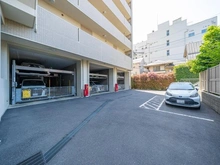 【埼玉県/さいたま市浦和区仲町】プラウド浦和仲町マークス 駐車場
