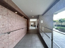 【埼玉県/さいたま市浦和区上木崎】リビオ浦和上木崎グランセーヌ 共用部