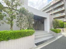 【埼玉県/さいたま市緑区東浦和】ステイツ東浦和 エントランス