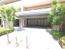 【埼玉県/さいたま市緑区原山】ウィズ浦和コンフォートレジデンス アプローチ