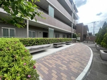 【埼玉県/さいたま市浦和区高砂】ファストジュール浦和高砂 共用部：ガーデンパティオ