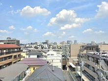 【埼玉県/さいたま市浦和区仲町】プラウド浦和仲町アクアフォーレ 眺望：バルコニーから(ズーム無)
