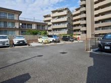 【埼玉県/戸田市新曽南】コンファーレ戸田公園 駐車場