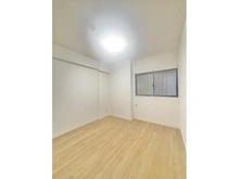 【埼玉県/さいたま市南区内谷】マイキャッスル武蔵浦和II サービスルーム（納戸）：約5.2帖