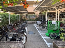 【埼玉県/さいたま市北区櫛引町】グランアージュ大宮 駐輪場