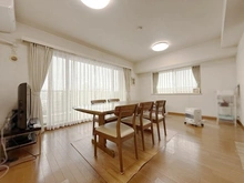 【埼玉県/さいたま市浦和区北浦和】ステイツ北浦和ガーデンスクエア リビング・ダイニング：家具調度品は価格に含まれません