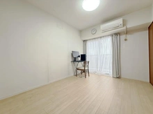 【埼玉県/さいたま市浦和区北浦和】ステイツ北浦和ガーデンスクエア 洋室：家具調度品は価格に含まれません