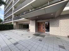 【埼玉県/さいたま市浦和区上木崎】リビオ浦和上木崎グランセーヌ アプローチ