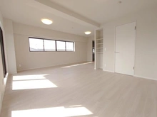 【埼玉県/さいたま市南区辻】コスモ武蔵浦和ガーデンフォルム弐番館 リビング・ダイニング