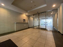 【埼玉県/さいたま市北区日進町】プラウド大宮日進 エントランス