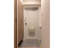 【埼玉県/さいたま市浦和区岸町】レイニオン岸町 玄関