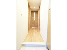 【埼玉県/さいたま市浦和区仲町】ブリリア浦和仲町 廊下