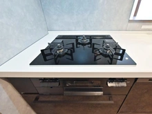 【埼玉県/さいたま市南区白幡】ゼファー武蔵浦和 三口ガスコンロ