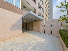 【東京都/北区赤羽南】プラウド赤羽 アプローチ