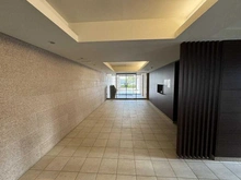 【東京都/北区赤羽南】プラウド赤羽 エントランス