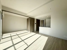 【千葉県/松戸市東平賀】ルフォン松戸北小金 リビング・ダイニング：（奥）洋室