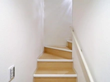 【千葉県/柏市松葉町】コープタウン北柏 階段