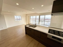 【埼玉県/三郷市さつき平】パークフィールドみさと三街区二号館 キッチン