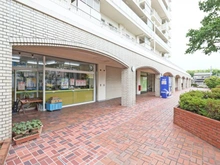 【千葉県/我孫子市布佐平和台】我孫子市布佐平和台駅前マンションウィング D棟 エントランス