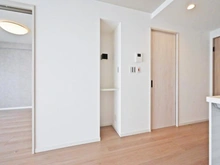 【千葉県/松戸市新松戸北】新松戸ファミールハイツ 2号棟 収納