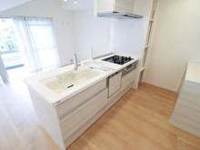 【埼玉県/三郷市さつき平】パークフィールドみさと5街区 1号館 キッチン