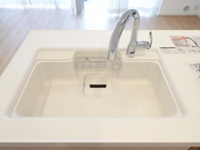 【埼玉県/三郷市さつき平】パークフィールドみさと5街区 1号館 キッチン：シンク