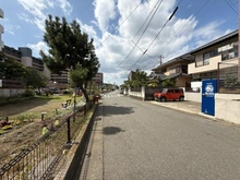 【神奈川県/平塚市高浜台】パークサイド平塚 4号棟 前面道路