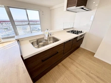 【埼玉県/三郷市さつき平】パークフィールドみさと三街区二号館 キッチン