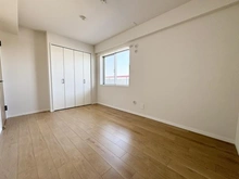 【埼玉県/三郷市さつき平】パークフィールドみさと三街区二号館 洋室