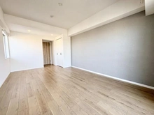 【埼玉県/三郷市さつき平】パークフィールドみさと三街区二号館 洋室