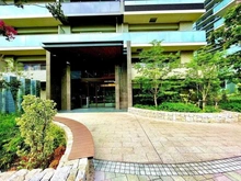 【千葉県/流山市おおたかの森北】ソライエグラン流山おおたかの森マークススクエア アプローチ