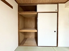 【千葉県/我孫子市つくし野】我孫子ビレジ 5号棟 収納