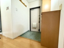 【千葉県/我孫子市つくし野】我孫子ビレジ 5号棟 玄関