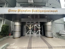 【埼玉県/越谷市蒲生南町】ライオンズマンション越谷南 エントランス