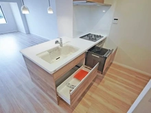 【千葉県/松戸市河原塚】シティパル八柱 キッチン：収納