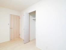 【千葉県/松戸市秋山】サンクレイドル東松戸 洋室