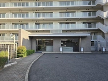 【千葉県/流山市平和台】アズベリーヒルズ エントランス