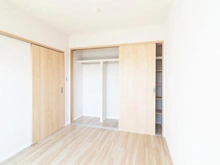 【千葉県/柏市松葉町】北柏ライフタウン4－1－7号棟 洋室