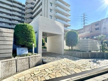 【千葉県/流山市おおたかの森東】ジオ流山おおたかの森 アプローチ