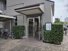 【千葉県/流山市南流山】コープ野村南流山壱番街1号棟 エントランス