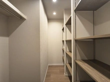 【千葉県/松戸市新松戸】新松戸西パークハウス B棟 収納