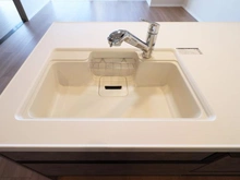 【埼玉県/三郷市さつき平】パークフィールドみさとテラウェスト5街区2号館 キッチン：シンク